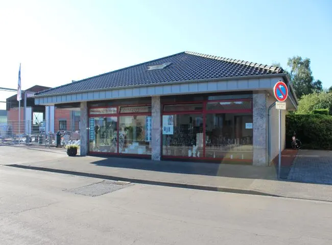 Grabmal in der Ausstellung